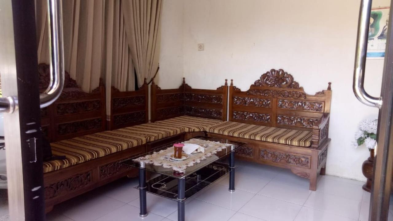 Cheap Inn Banyuwangi Banyuwangi (East Java) Exterior foto